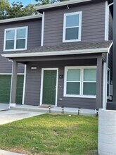 21369 W Wallis Dr in Porter, TX - Building Photo - Building Photo