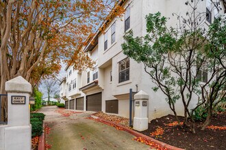 208-214 Grandview Pl in San Antonio, TX - Foto de edificio - Building Photo