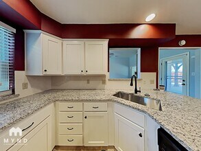 1607 Boardwalk Ct in Arlington, TX - Foto de edificio - Building Photo