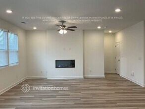 195 E Millbrook Dr in Spring Hill, TN - Building Photo - Building Photo