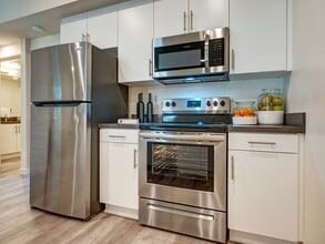 3500 Chesapeake in Los Angeles, CA - Foto de edificio - Interior Photo