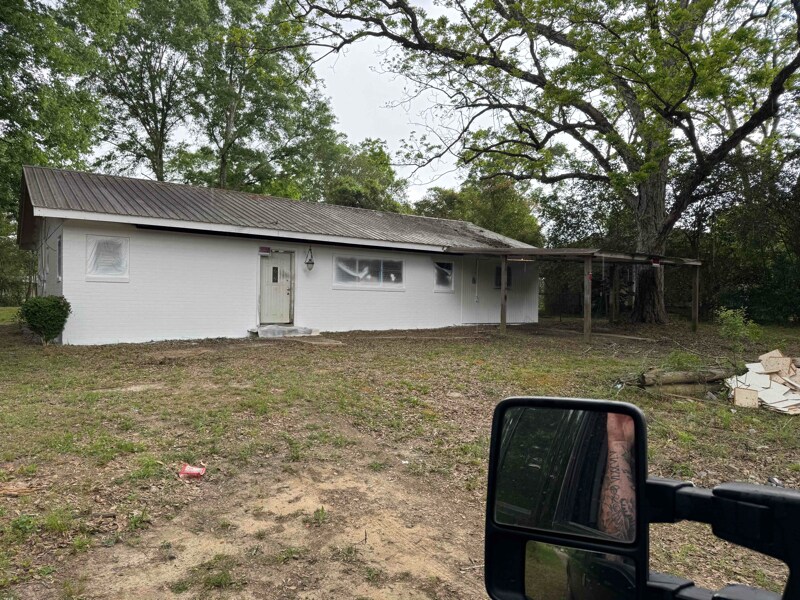 404 Cobb Ave in Lumberton, MS - Building Photo