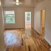 6751 S Clyde Ave in Chicago, IL - Building Photo - Building Photo