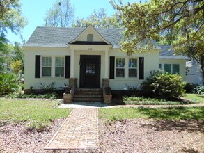 2102 North St in Beaufort, SC - Foto de edificio - Building Photo