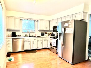 175 Harmony Dr in Napoleon, OH - Building Photo - Building Photo