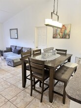 2310 Plum Ct in Pembroke Pines, FL - Building Photo - Building Photo
