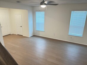 4824 Mozzafiato Ln in Round Rock, TX - Building Photo - Building Photo