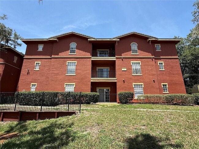 property at 122 Vista Verdi Cir