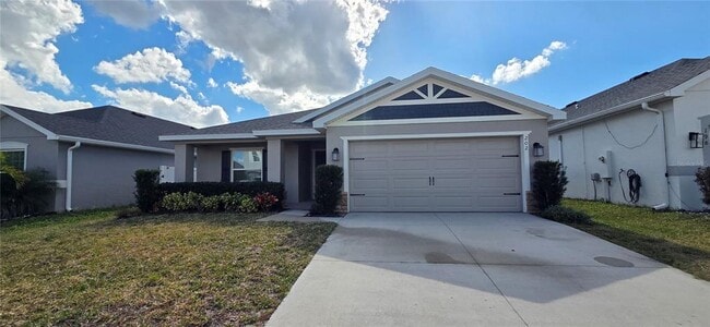 202 Polermo Ave in St. Cloud, FL - Building Photo - Building Photo