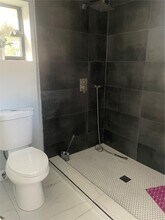 2785 NW 59th St in Miami, FL - Building Photo - Building Photo