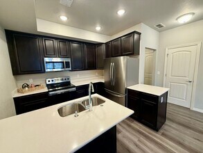 876 Winding Brk Dr in Berthoud, CO - Foto de edificio - Building Photo