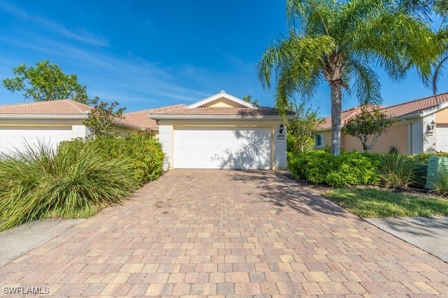 8623 Erice Ct in Naples, FL - Building Photo - Building Photo