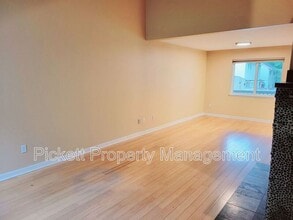 1300 NW Slate Ln in Silverdale, WA - Building Photo - Building Photo