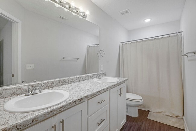 122 Villa Rd in Jesup, GA - Building Photo - Building Photo