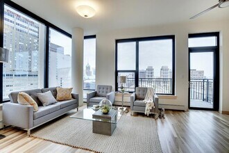 740 Portland Ave in Minneapolis, MN - Building Photo - Building Photo