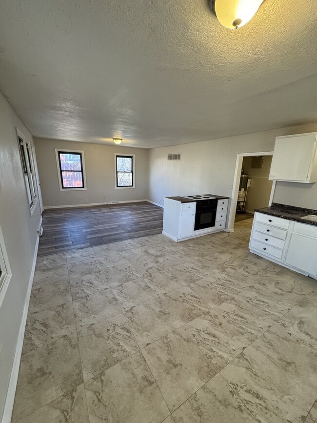 1601 SE 22nd St in Topeka, KS - Building Photo - Building Photo