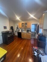 353 Beacon St in Somerville, MA - Building Photo