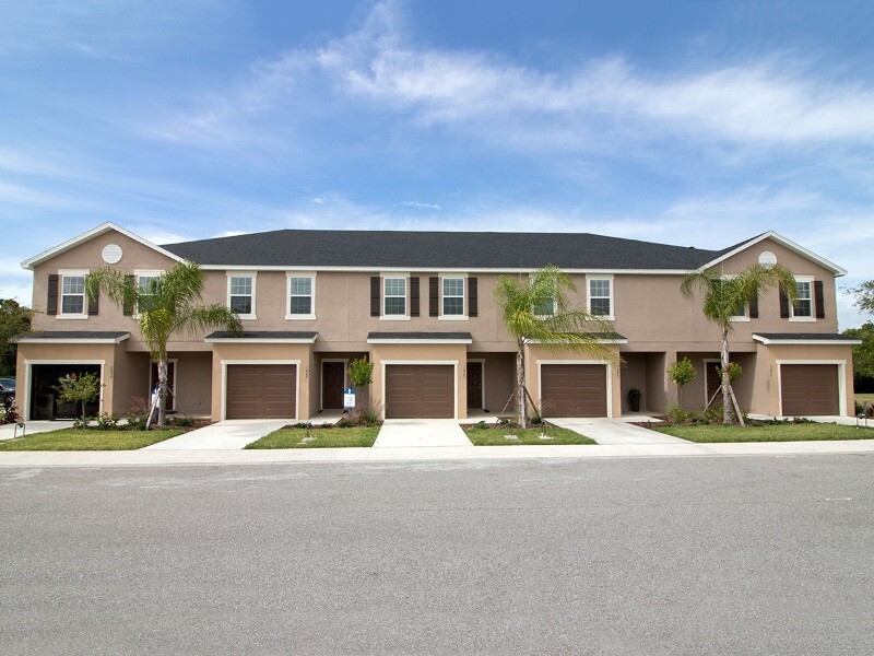 1394 Grantham Dr in Sarasota, FL - Building Photo