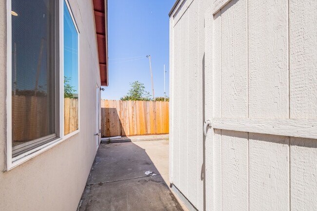 2508 Linden St in Oakland, CA - Building Photo - Building Photo