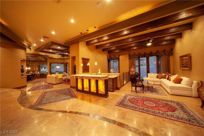 property at 514 Mandalay Ct