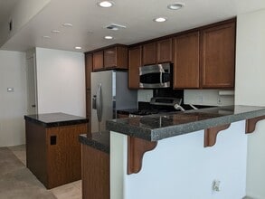 952 Tarragon Ln in San Luis Obispo, CA - Building Photo - Building Photo