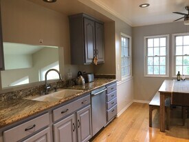 22681 Cass Ave in Los Angeles, CA - Building Photo