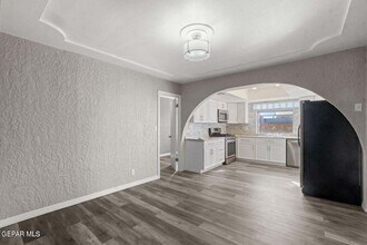 11200 Warcloud Ave in El Paso, TX - Building Photo - Building Photo