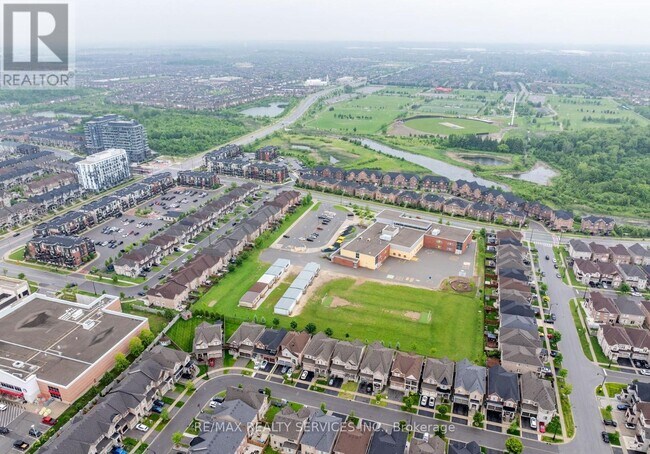 12 Goodsway Trail in Brampton, ON - Building Photo - Building Photo