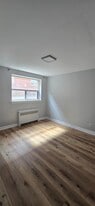 316 The Kingsway in Toronto, ON - Building Photo