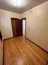 2440 N Harding Ave in Chicago, IL - Building Photo - Building Photo