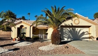 2405 Rockford St in Las Vegas, NV - Building Photo