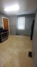 1537 S Idaho St in Peoria, IL - Building Photo - Building Photo