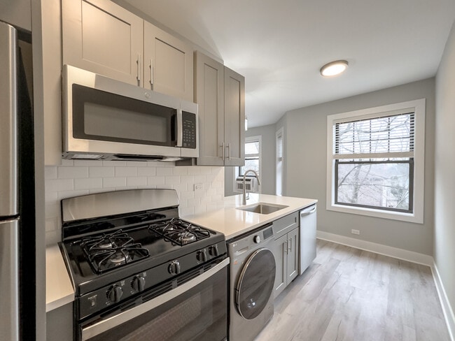 385 Hazel Ave, Unit J01W