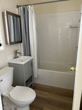 2427 W Valley Blvd in Alhambra, CA - Building Photo - Building Photo