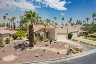 38960 Kilimanjaro Dr in Palm Desert, CA - Building Photo - Building Photo