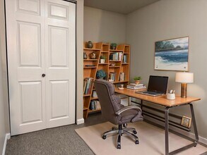 4877 N Ashland Ave in Chicago, IL - Building Photo - Building Photo