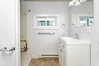 645 Pawling Ave in Troy, NY - Building Photo - Building Photo