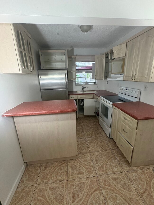 property at 2238 Monroe St