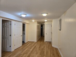 6339 S Eberhart Ave, Unit G in Chicago, IL - Building Photo - Building Photo