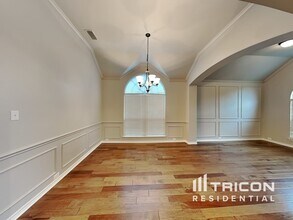 219 Hartley Ln in Red Oak, TX - Foto de edificio - Building Photo