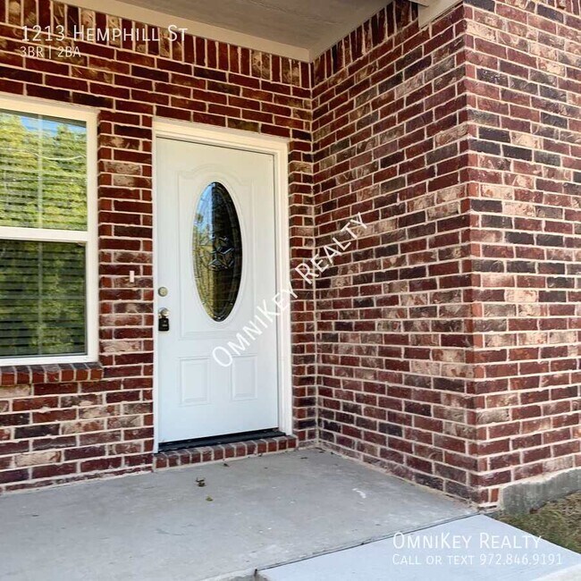 1213 Hemphill St in Greenville, TX - Building Photo - Building Photo