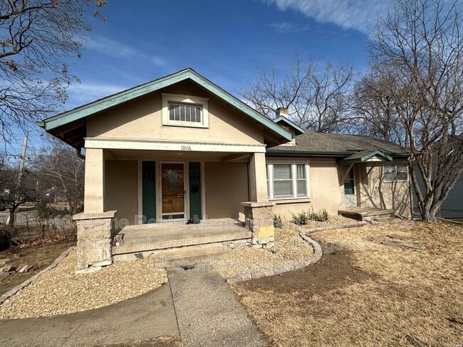 10116 Johnson Dr in Shawnee, KS - Building Photo - Building Photo