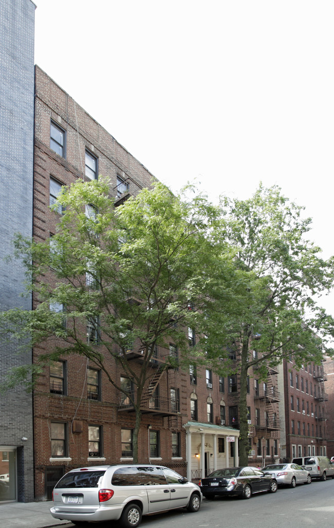 20 Crooke Ave in Brooklyn, NY - Building Photo - Building Photo