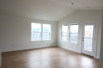 12913 SE Ridgecrest Rd in Happy Valley, OR - Building Photo - Building Photo