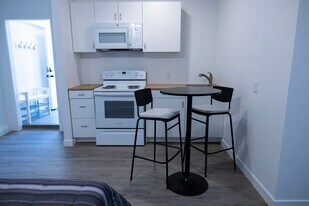 5053 Carlo Ct in Palmdale, CA - Building Photo
