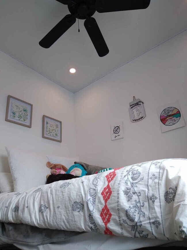 43 W Bridge St Apartments and Nearby Oswego Apartments For Rent