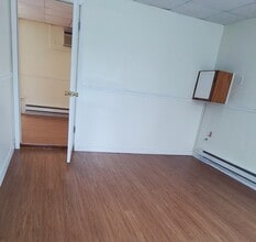 1071 W Boylston St in Worcester, MA - Building Photo - Building Photo