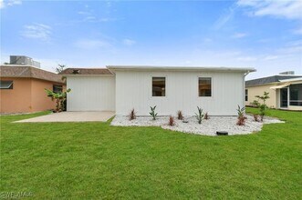 3 Kings Rd in Naples, FL - Foto de edificio - Building Photo