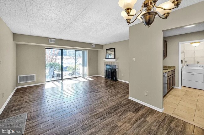 property at 61 Le Forge Ct