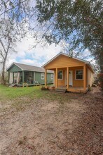 23091 S Wildwood Dr in Porter, TX - Foto de edificio - Building Photo